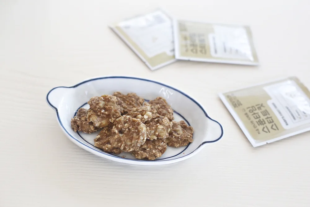 Sesame Banana Oatmeal Cookies baby food, finished dish